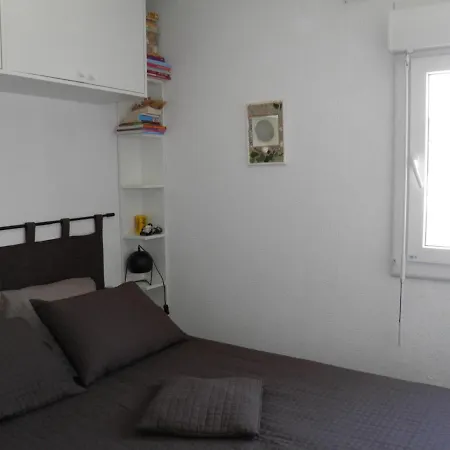 Sete, 2 Pieces, 5 Personnes - Fr-1-338-521