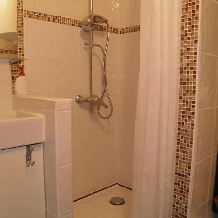 Sete, 2 Pieces, 5 Personnes - Fr-1-338-521 Apartment Sète